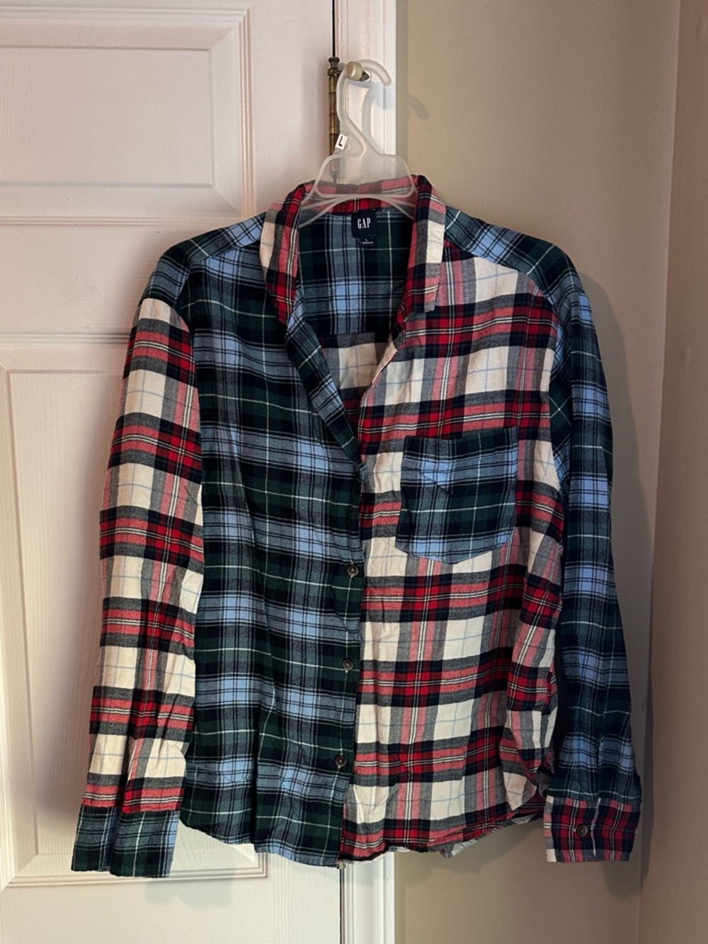 GAP Multi-Color Flannel Plaid Button-Up Shirt